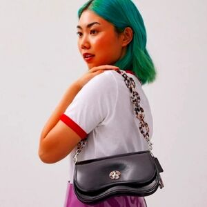 NWT COACHTOPIA  WAVY DINKY CRINKLE PATENT‎ TORTOISE STRAP STYLE CQ056 CROSSBODY